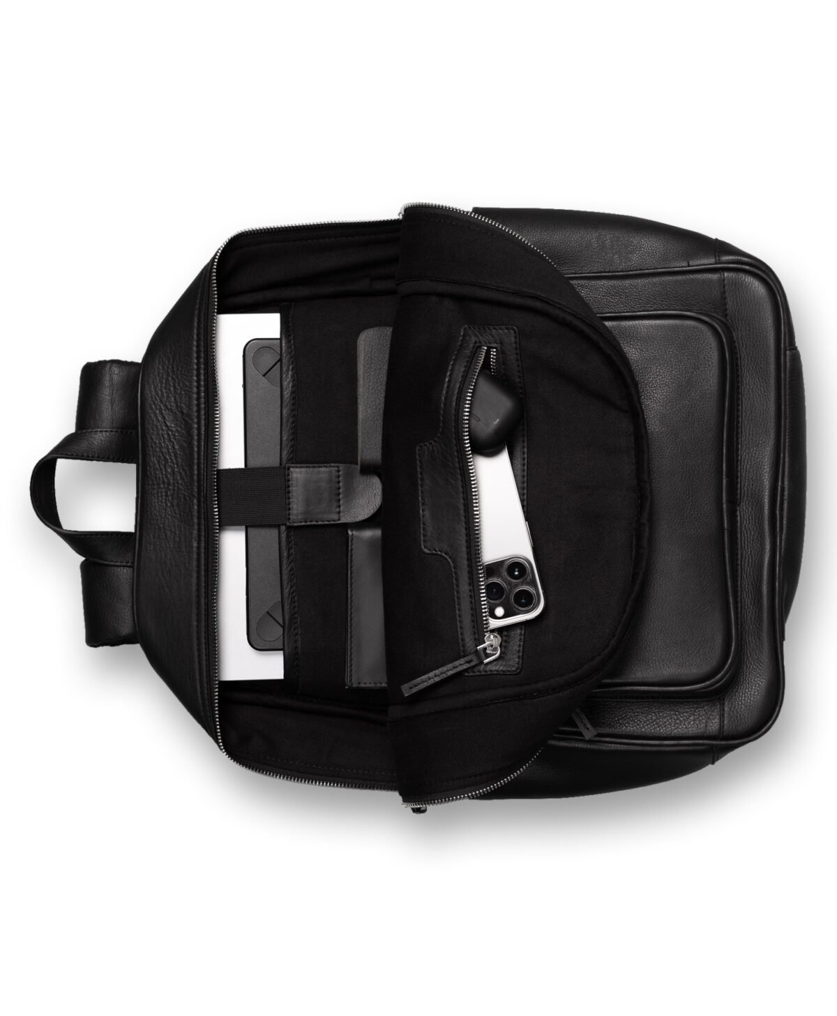 vogue-jacket-the-belarus-black-leather-backpack-image203 vogue-jacket-the-belarus-black-leather-backpack-image203