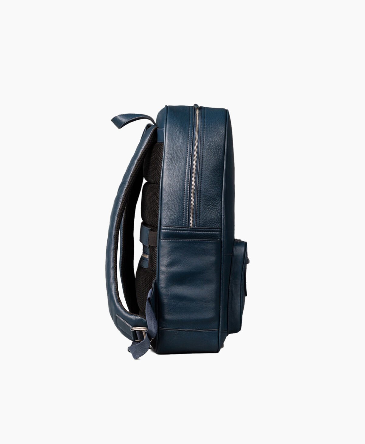 vogue-jacket-the-belarus-blue-leather-backpack-image201 vogue-jacket-the-belarus-blue-leather-backpack-image201