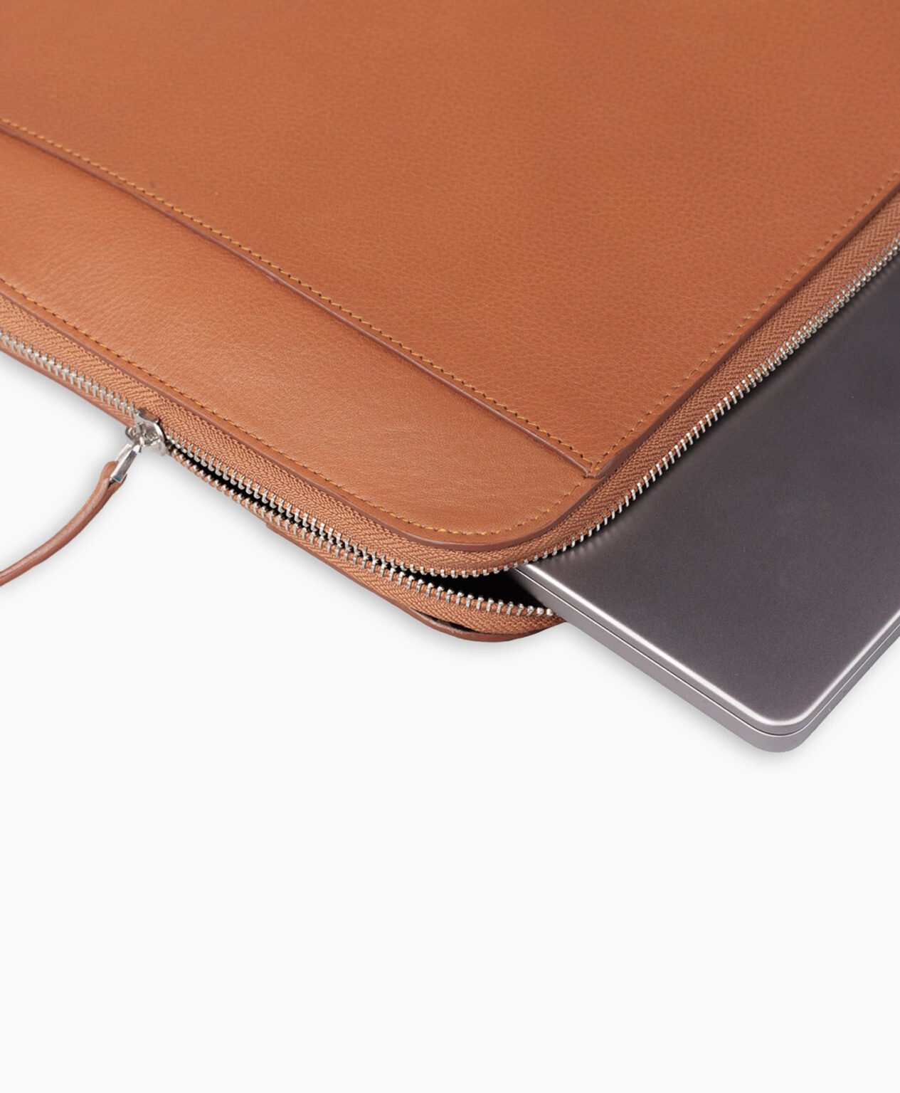 vogue-jacket-the-michigan-brown-leather-laptop-sleeve-image203