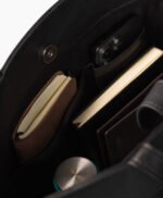 vogue-jacket-the-nevada-black-leather-tote-bag-image205